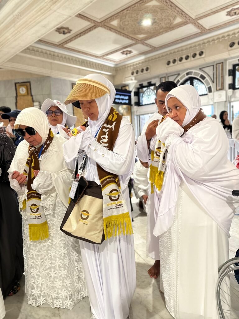 Aturan umroh khusus perempuan